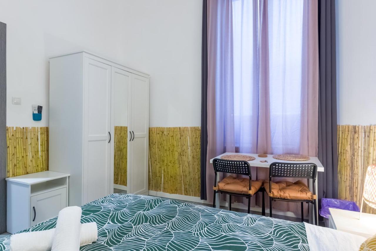 Social - Coliving & Coworking - Madridホステル エクステリア 写真